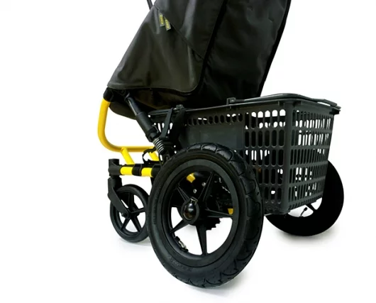 There is ample room beneath the stroller for groceries