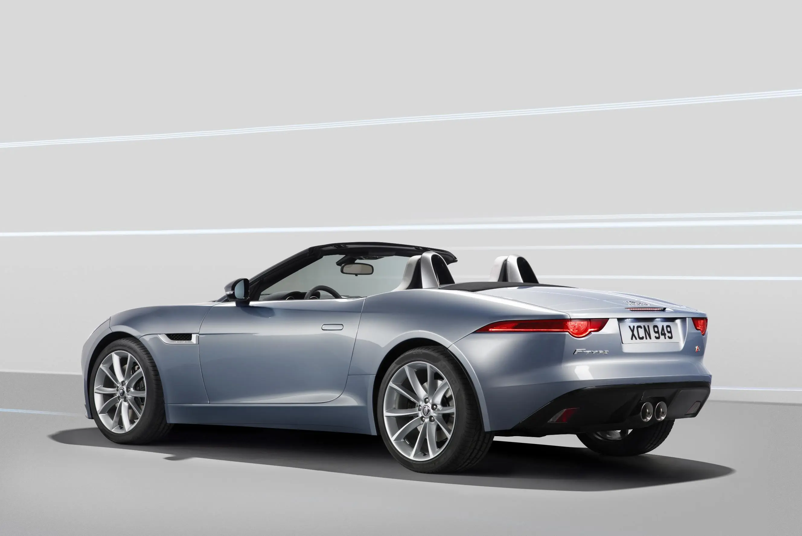 The F-Type has wrapping LED tail lamps