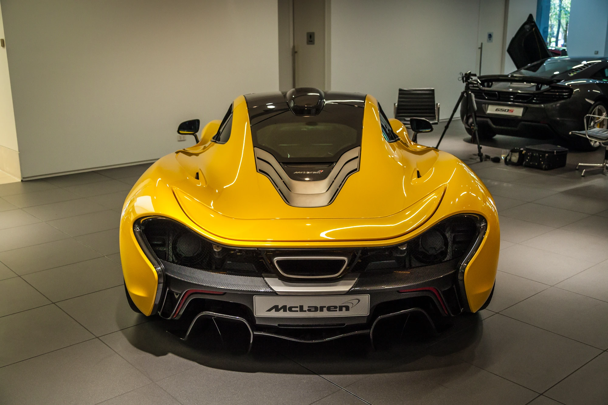 The P1's central exhaust is made of Inconel (Photo: Loz Blain/Gizmag.com)