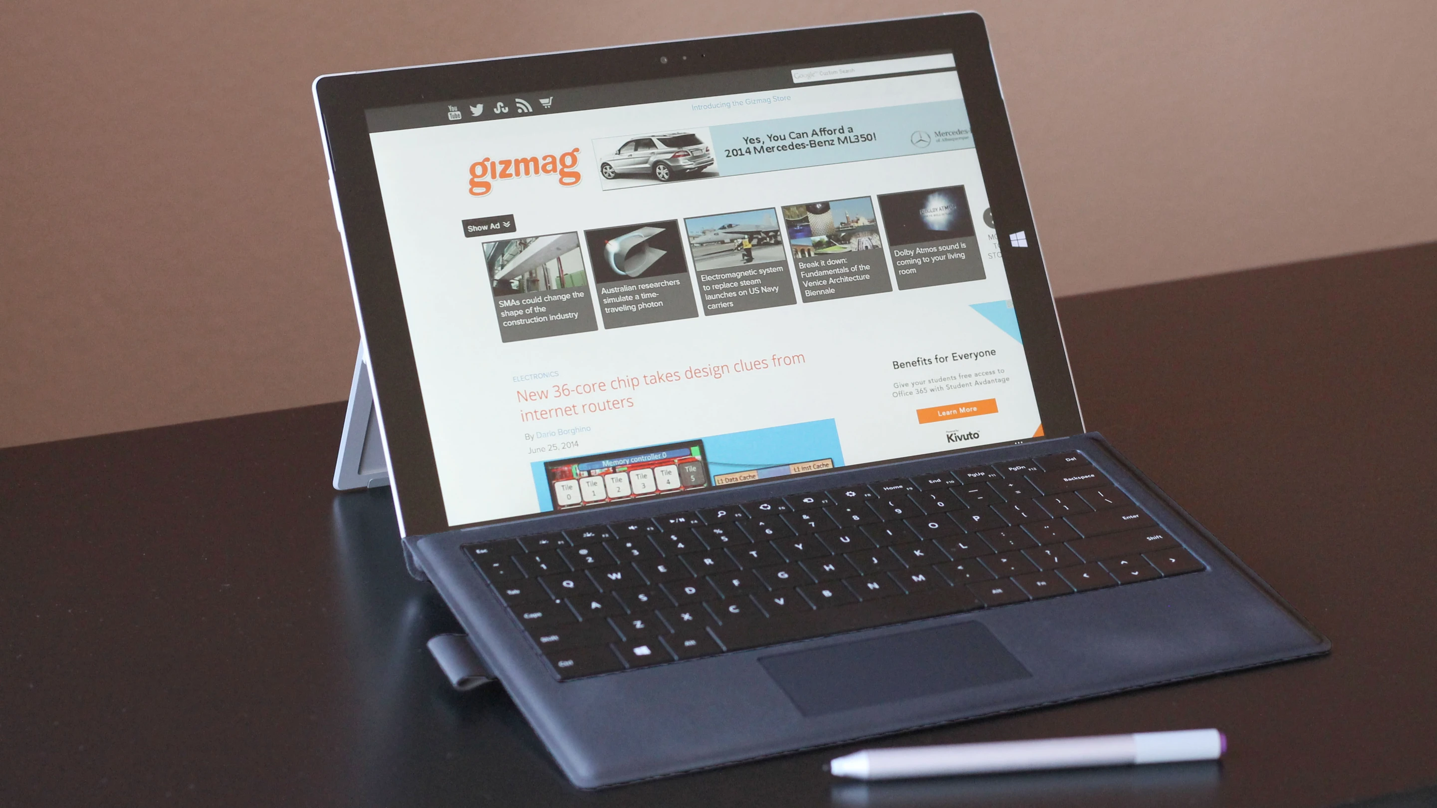 Gizmag reviews Microsoft's new and improved take on the 2-in-1, the Surface Pro 3
