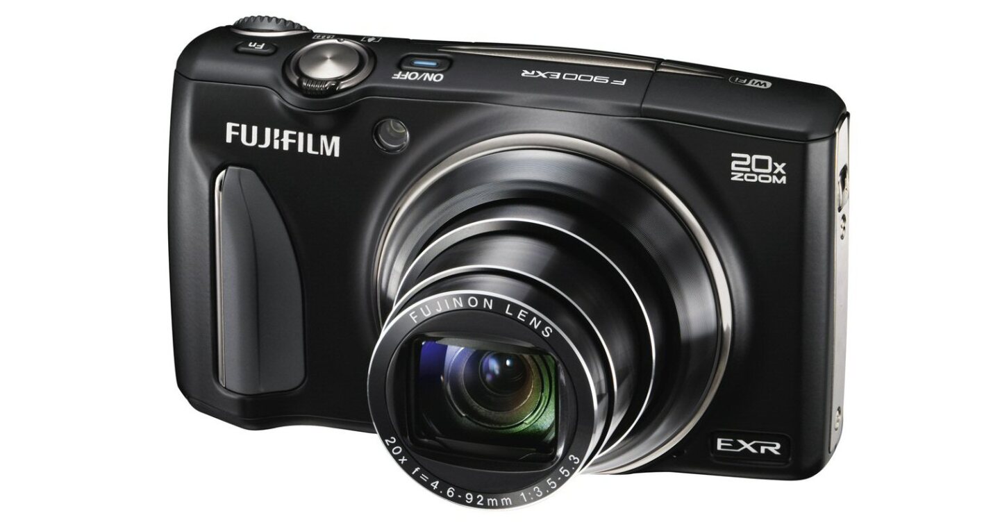 The F900EXR's new phase detection autofocus system in its 1/2-inch 16-megapixel EXR-CMOS II image sensor makes that super-fast AF speed of 0.05 seconds possible