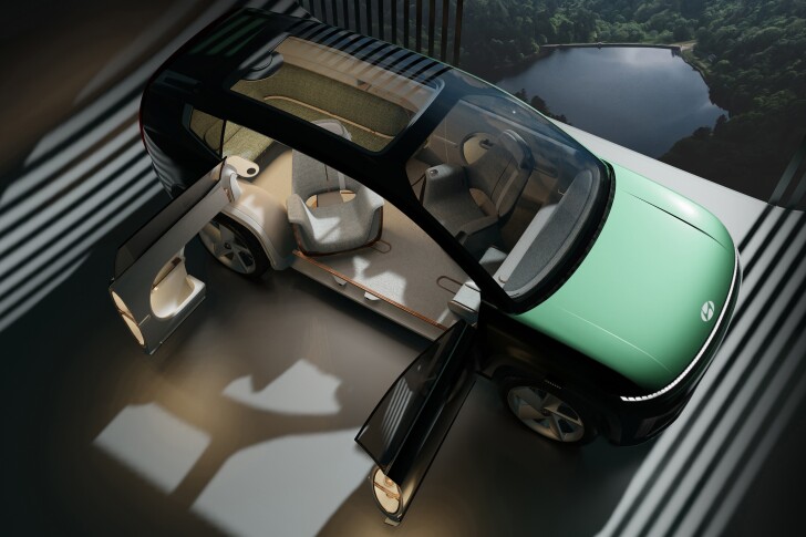 Hyundai's Concept Seven, a rolling private lounge