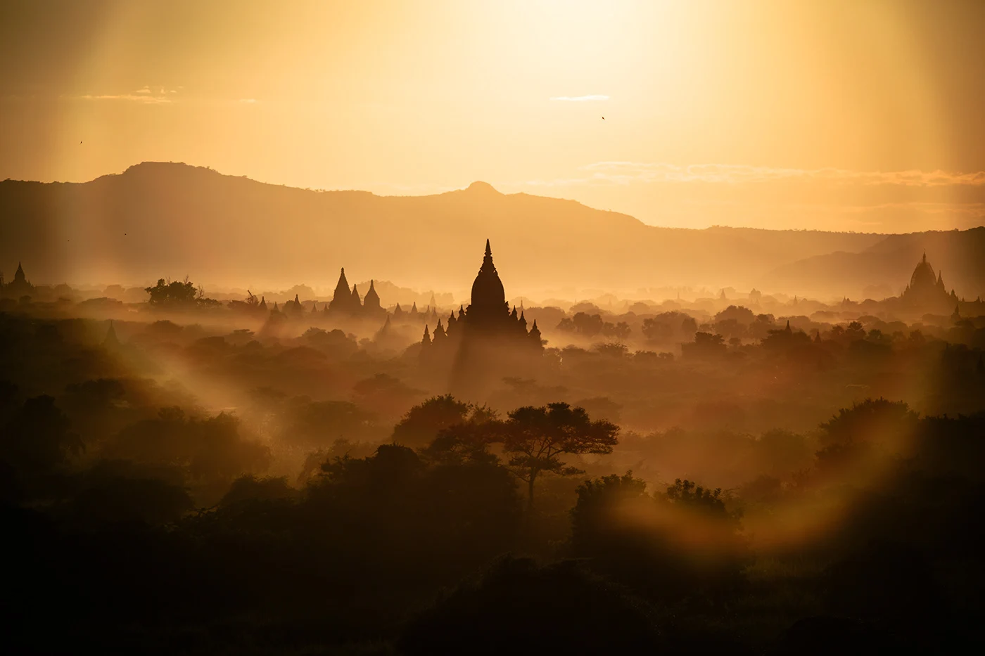 Temples in Myanmar. (Credit: Dimitar Karanikolov / Behance CC BY-NC-ND 4.0)
