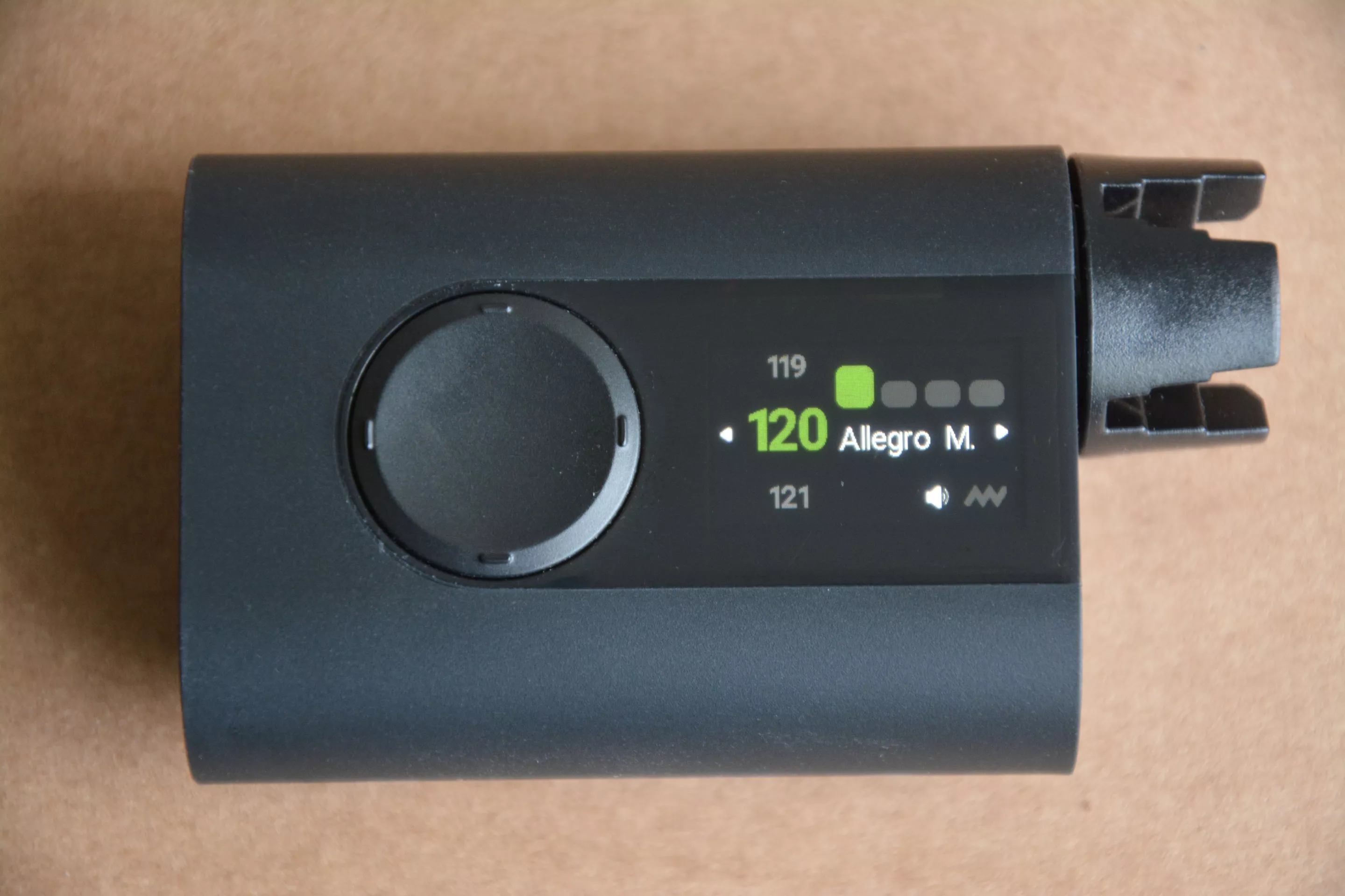 The Roadie 3 comes with a very versatile metronome cooked in