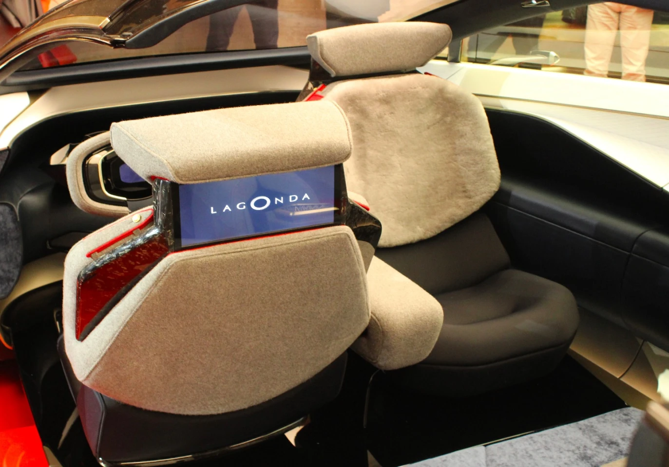 Inside the Lagonda Vision Concept