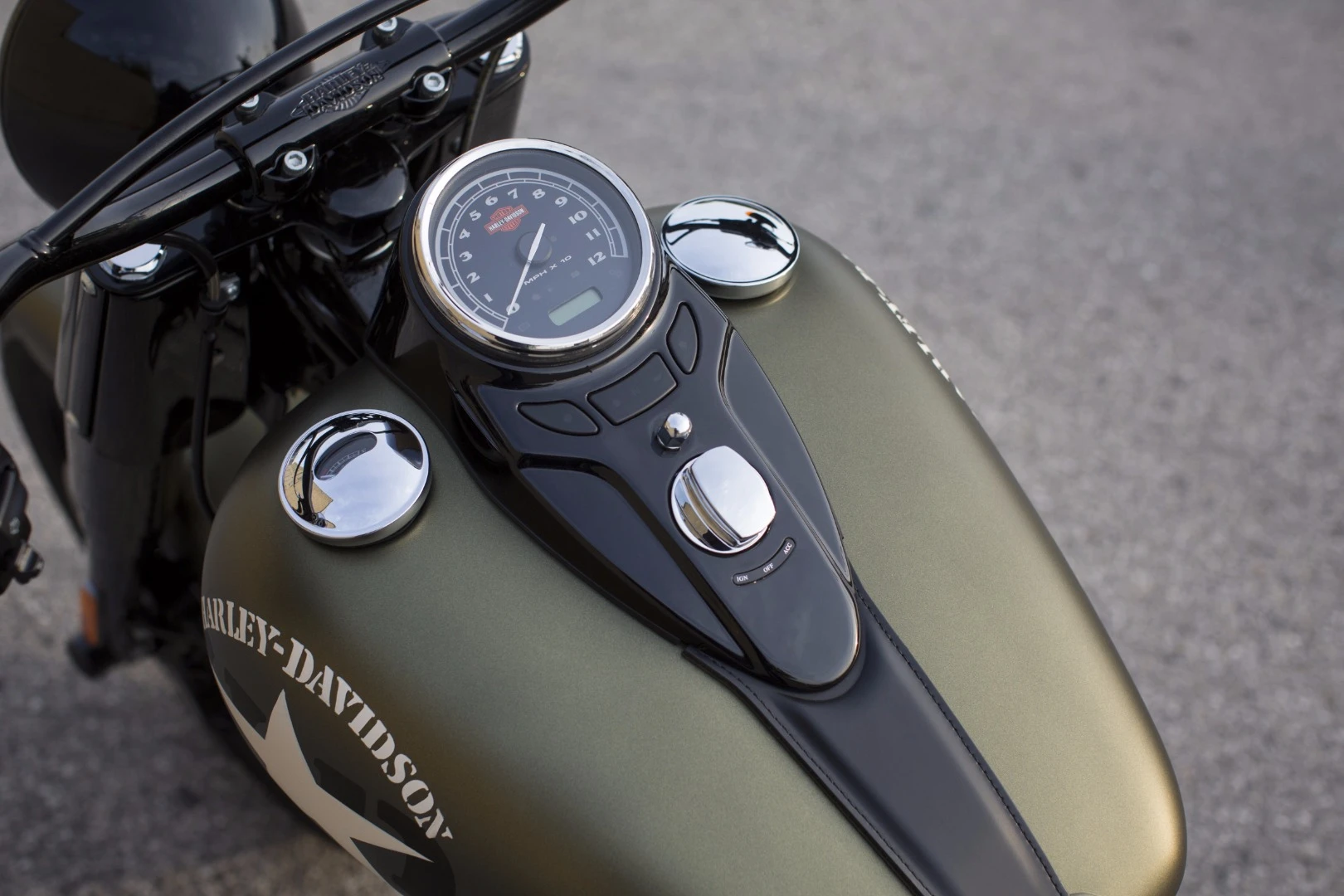 2016 Harley-Davidson Softail Slim S