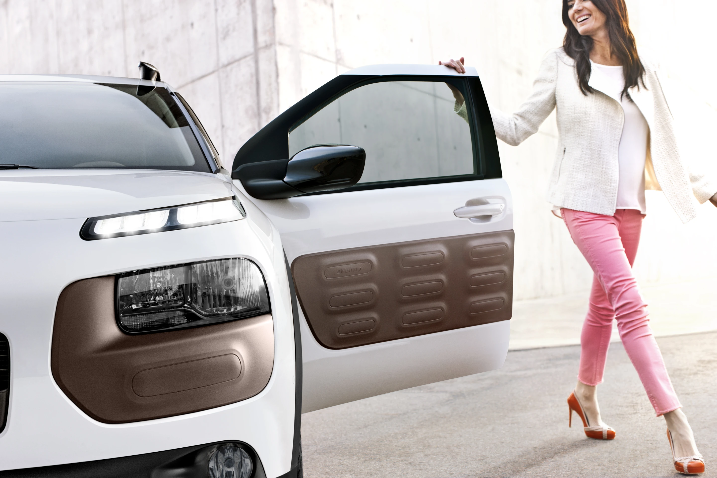 Airbumps on the sides and bumpers are a unique soft touch feature designed as a graphic element but with protective capabilities
