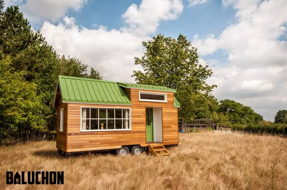 La Bohème tiny house is based on a double axle trailer and measures just 6 m (19.6 ft)-long