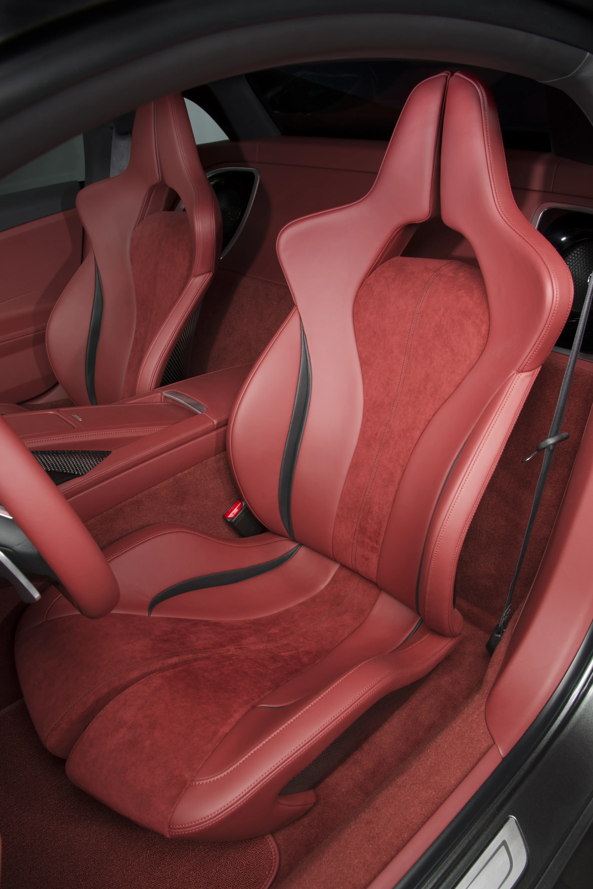 The 2013 NSX Concept's interior features red leather and carbon fiber