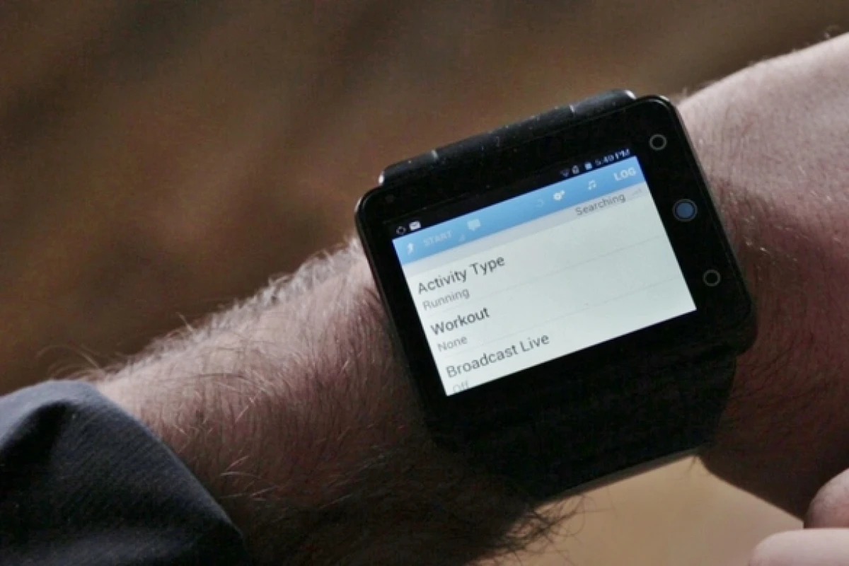 The Neptune Pine lets users flip their wrist and check a lot more than just the time
