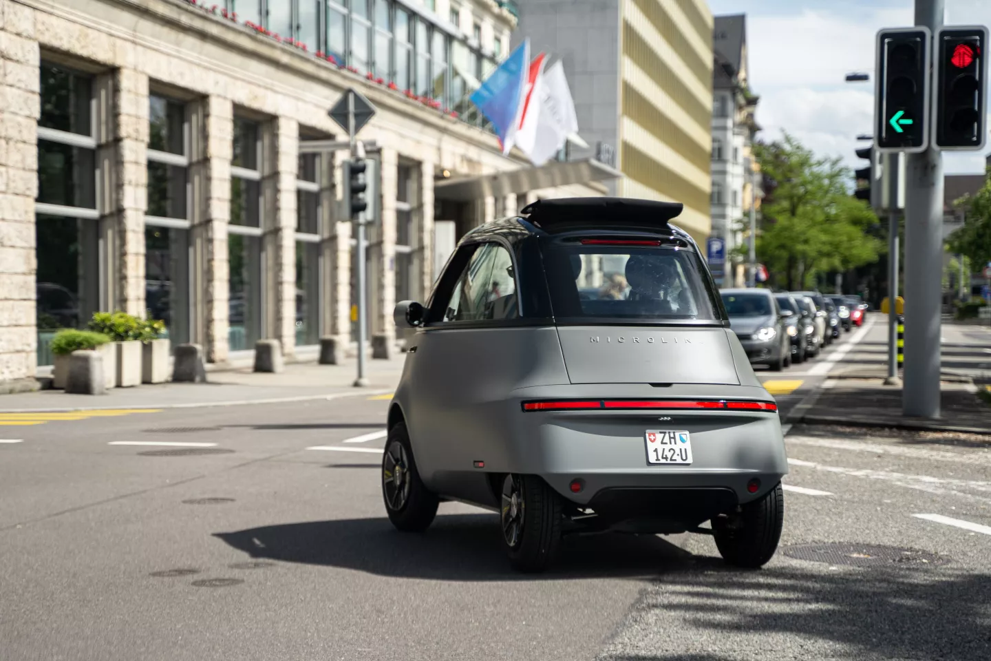 A folding roof will come as standard for premium versions of the Microlino