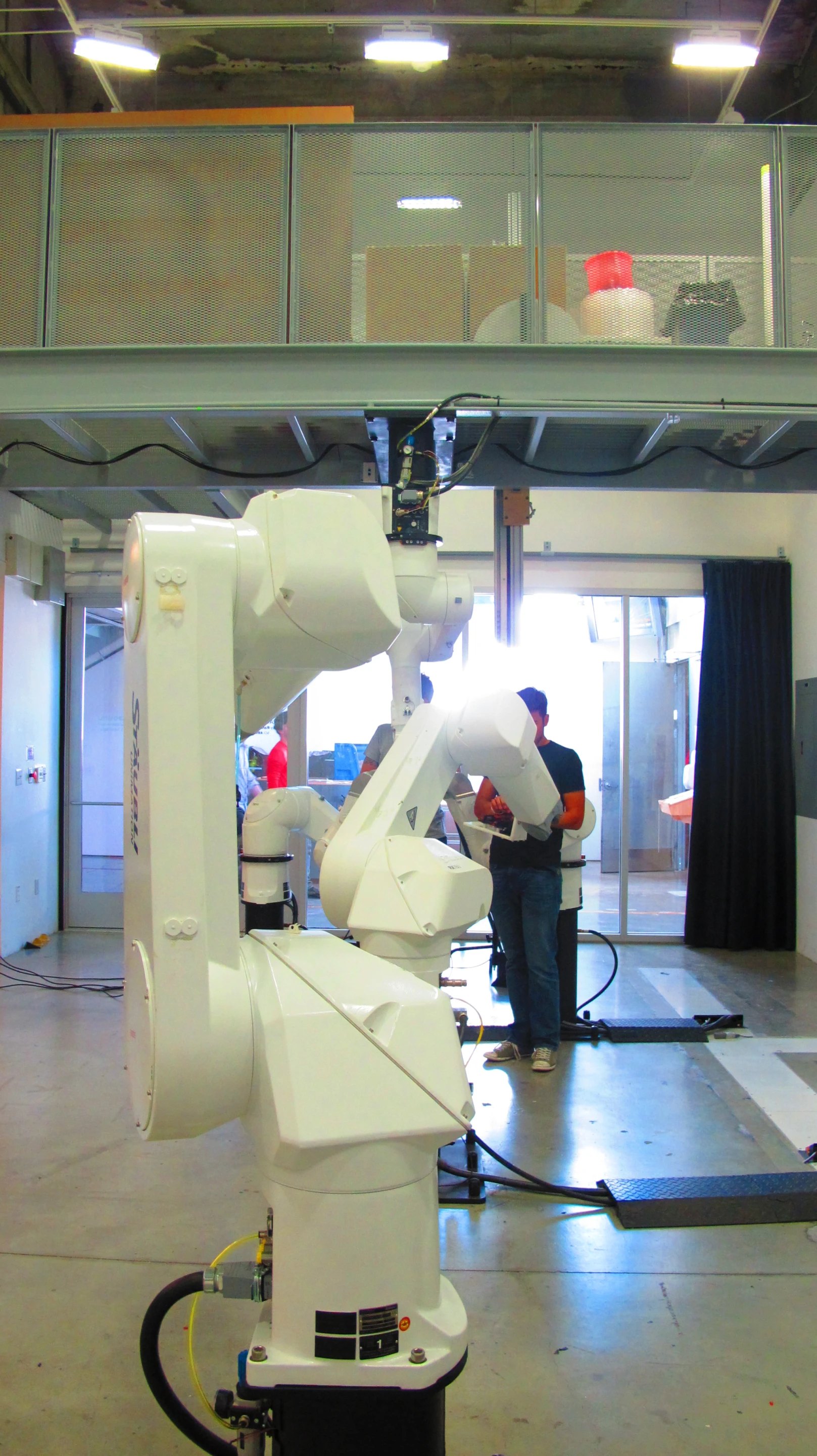 Robotic arms positioned in the Robot House at SCI Arc (Photo: Phyllis Richardson)
