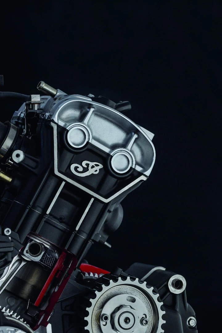 The signature engine cases of the Scout do not reveal that this is the smaller capacity Sixty model