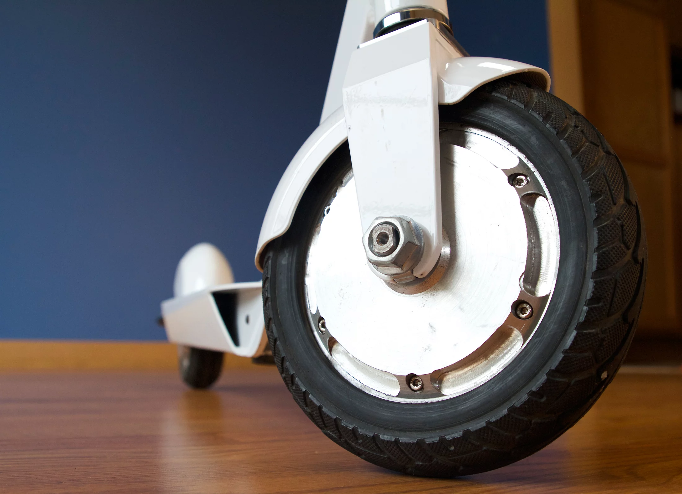 The SmartScooter has an anti-lock brake contained in the hub motor