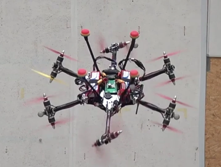 A stable vertically-balanced hover