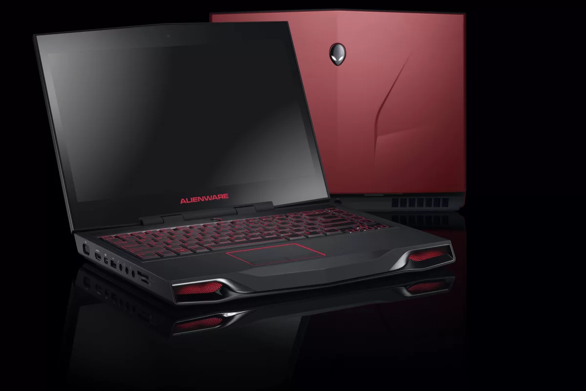 Alienware's new M14x gaming notebook (Images courtesy of Dell, Inc)