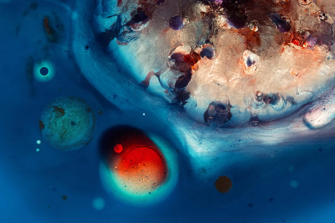 First place, Abstract. Other Worlds, a microscopic trip into the psychedelic patterns generated by mixing different liquids