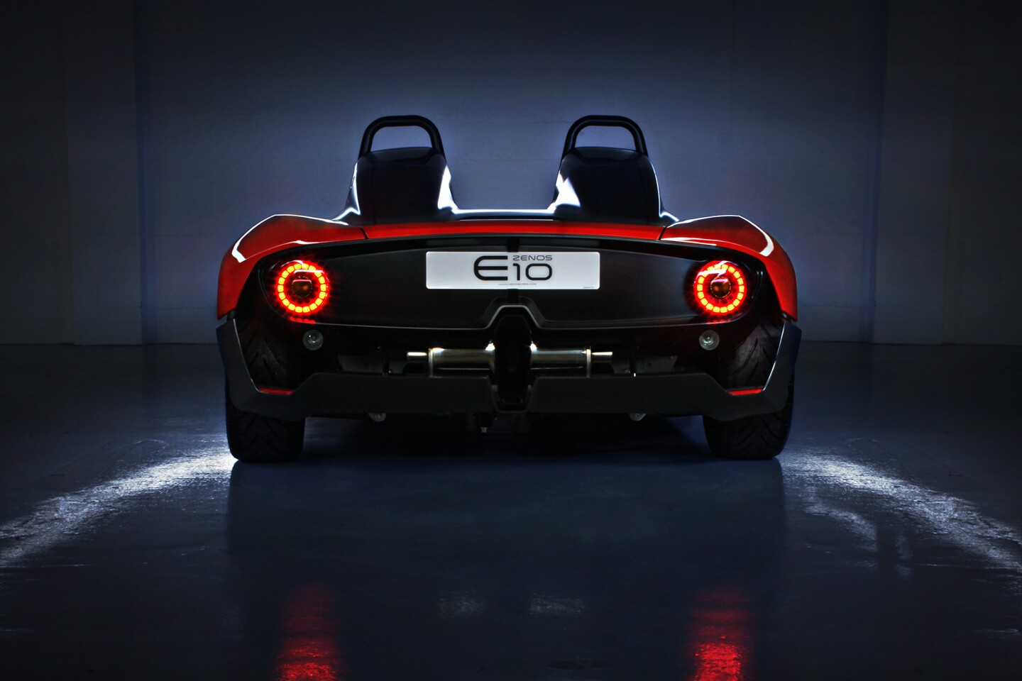 Zenos E10 rear