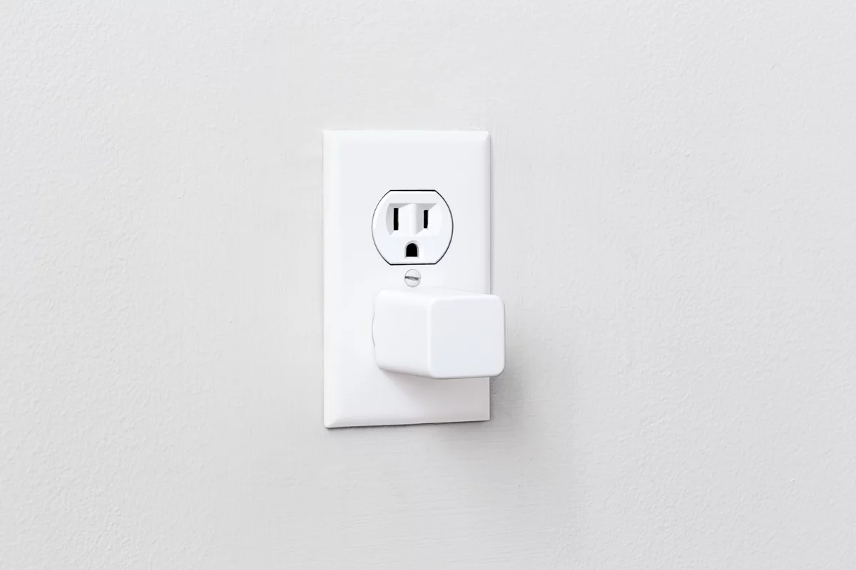 An additional Wi-Fi module can be plugged into a wall outlet close to the door to connect Sesame to your home network