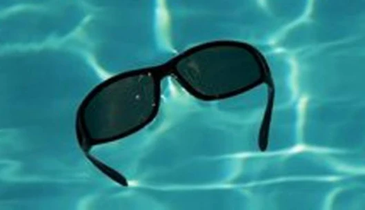 FishGillz floating sunglasses