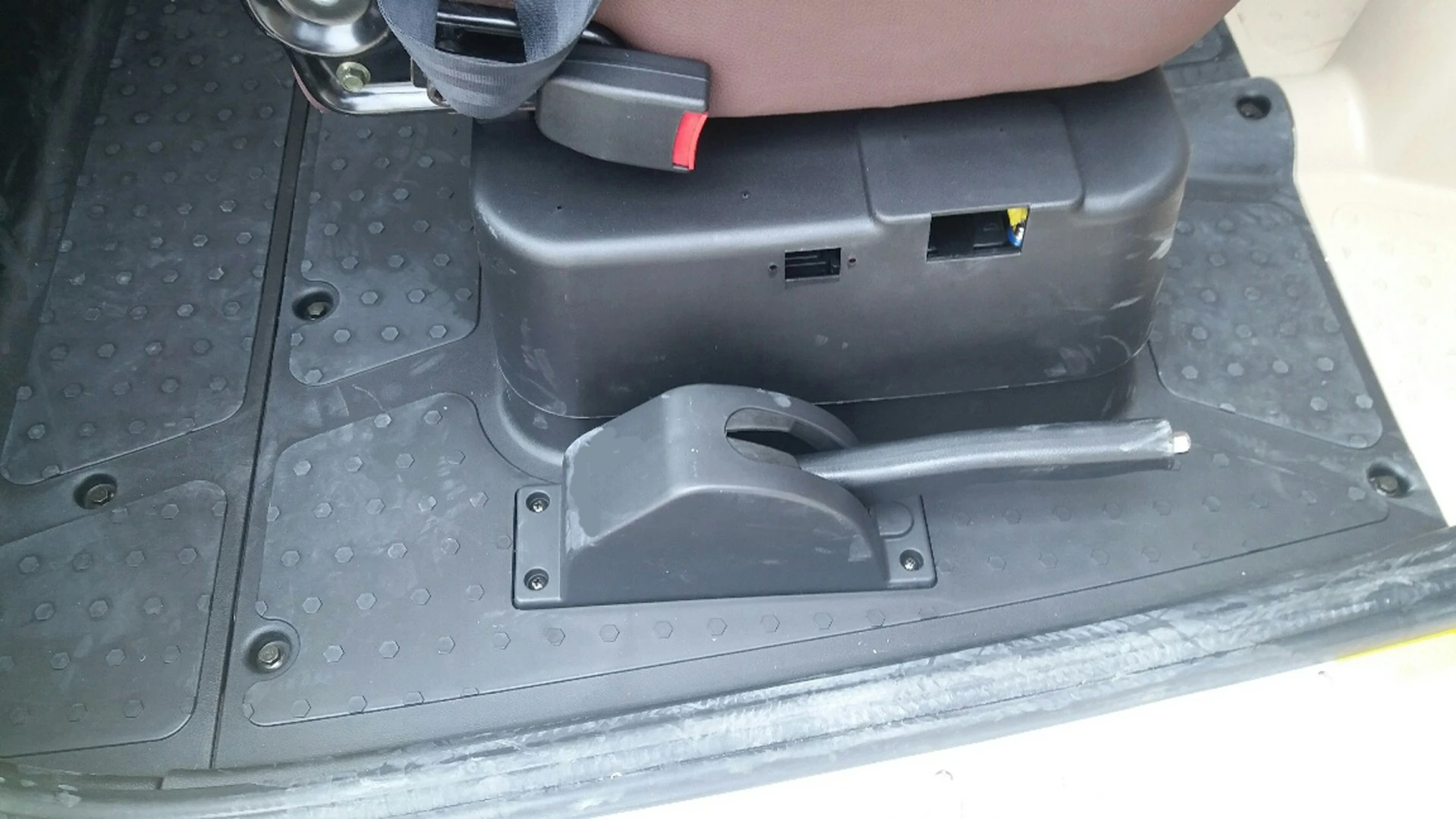 ZEV T3-1 Micro: park brake