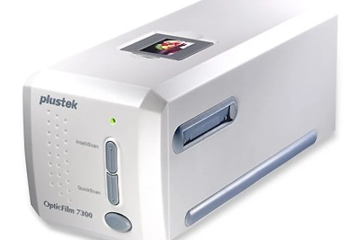 Plustek 7300