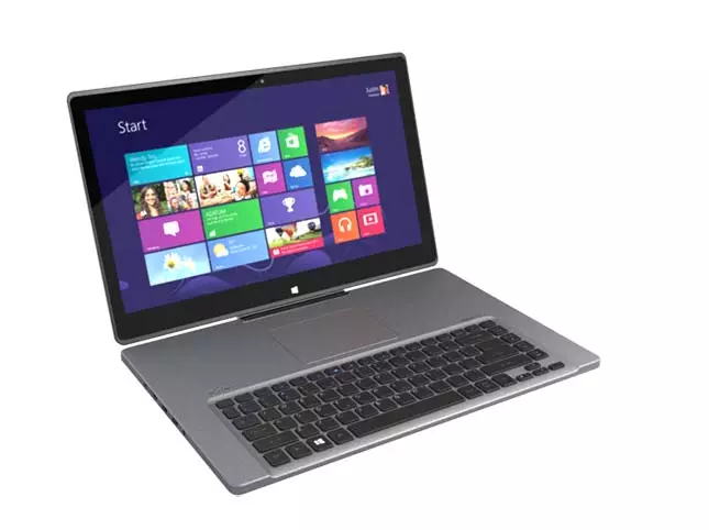 The Acer Aspire R7 in a standard laptop position