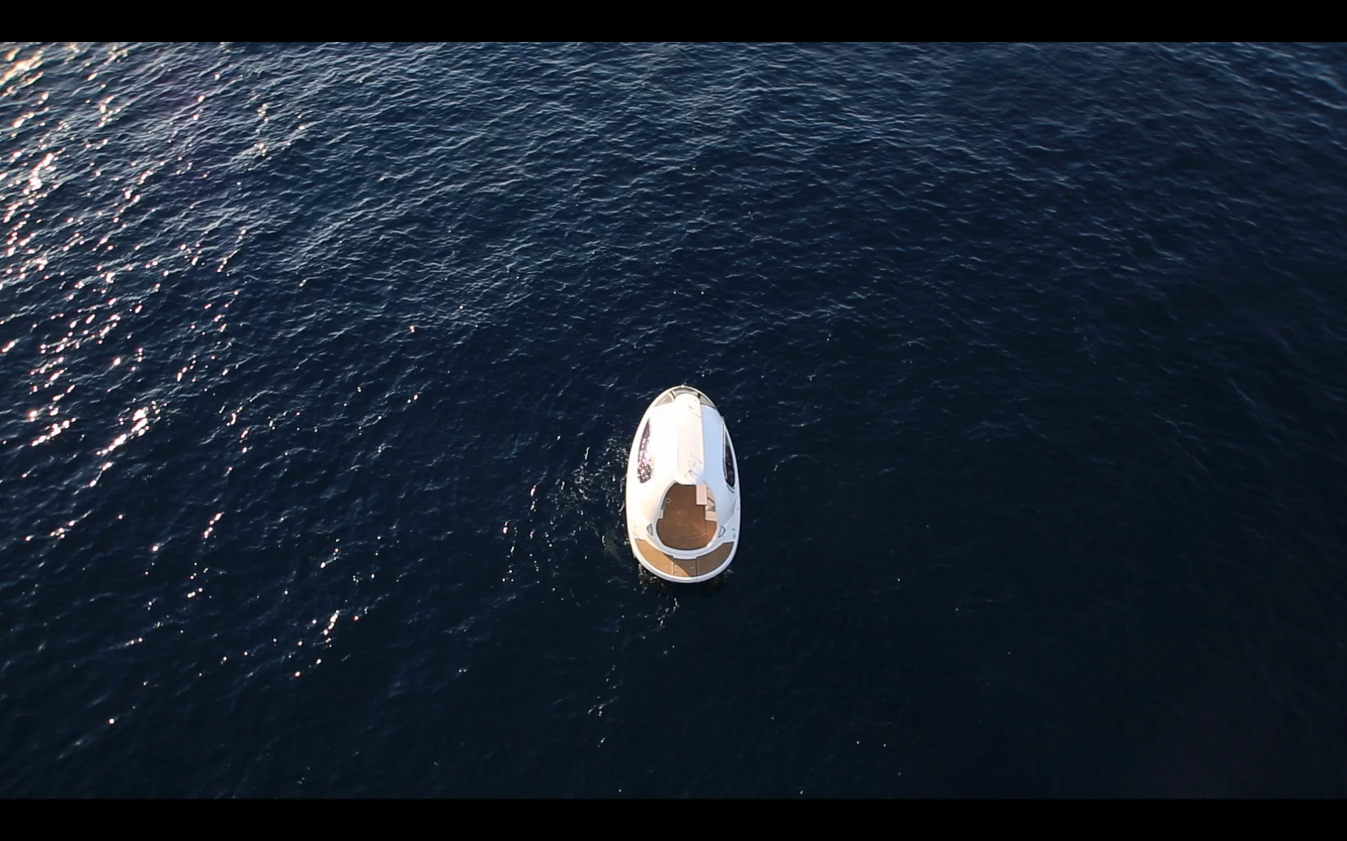 The egg shaped boat only measures 7.5 meters (24.6 ft) long