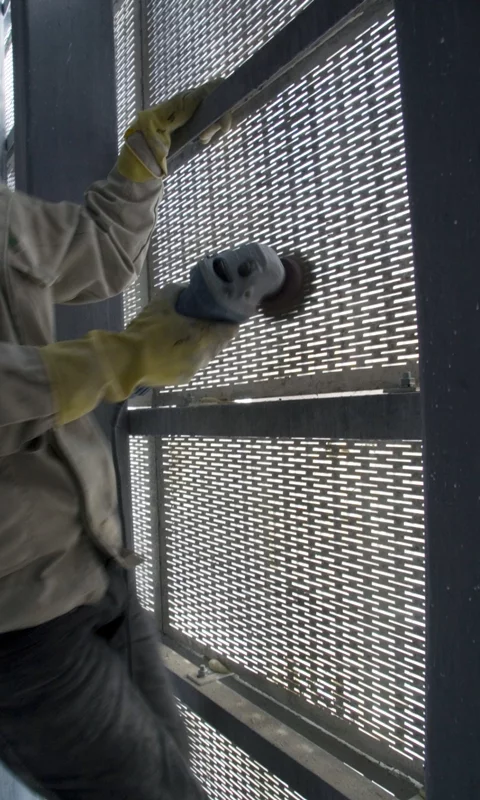 Italcementi's i.light being installed at the Italian pavilion at Expo 2010 (Photo: Italcementi)