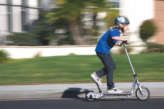 The Pulse Kick'n'Go Scooter