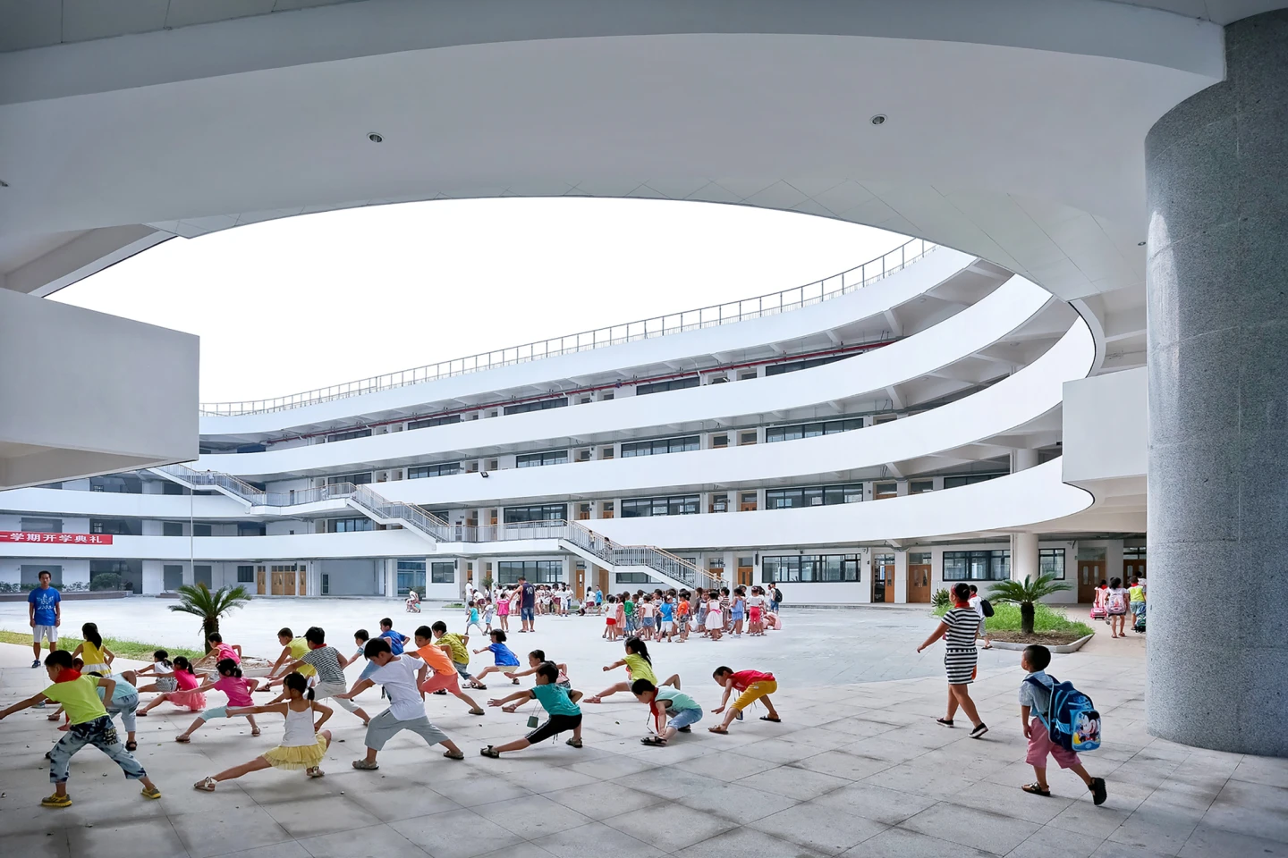 Tian Tai No.2 Primary School by LYCS Architecture
