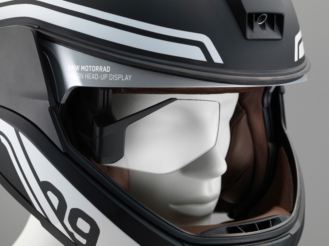 The head-up display equipped BMW helmet also includes front and rear view cameras that can substitute the bike's mirrors