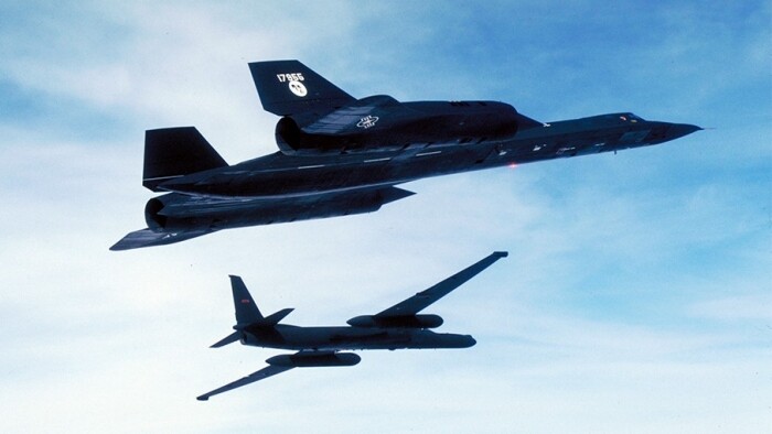An SR-71 and a U2