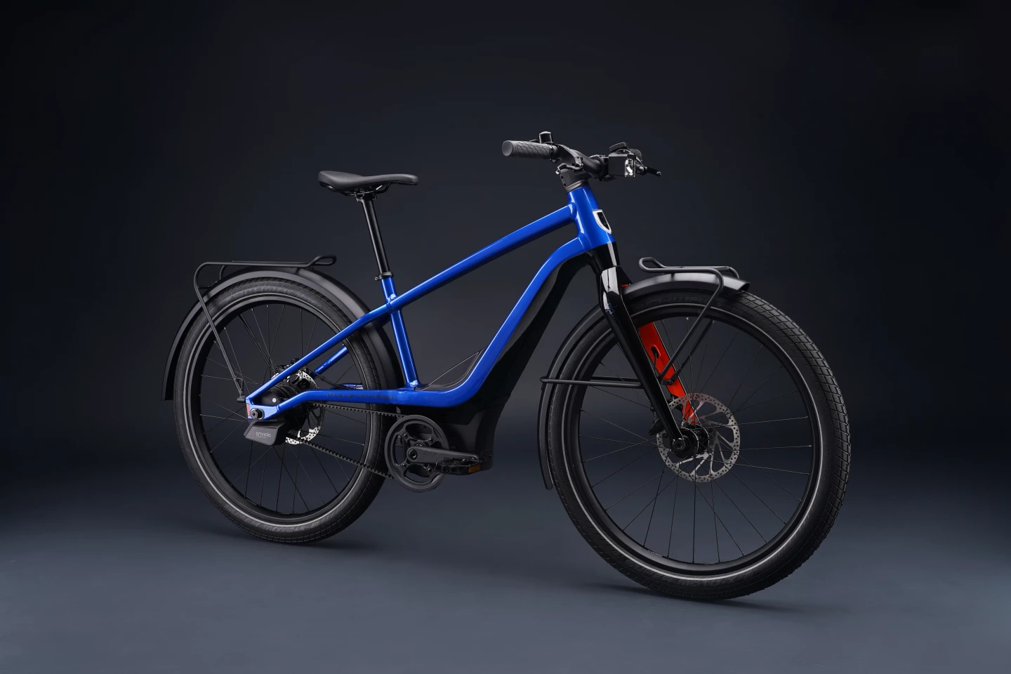 All second-generation Serial 1 CTY ebikes benefit from Google Cloud connectivity features