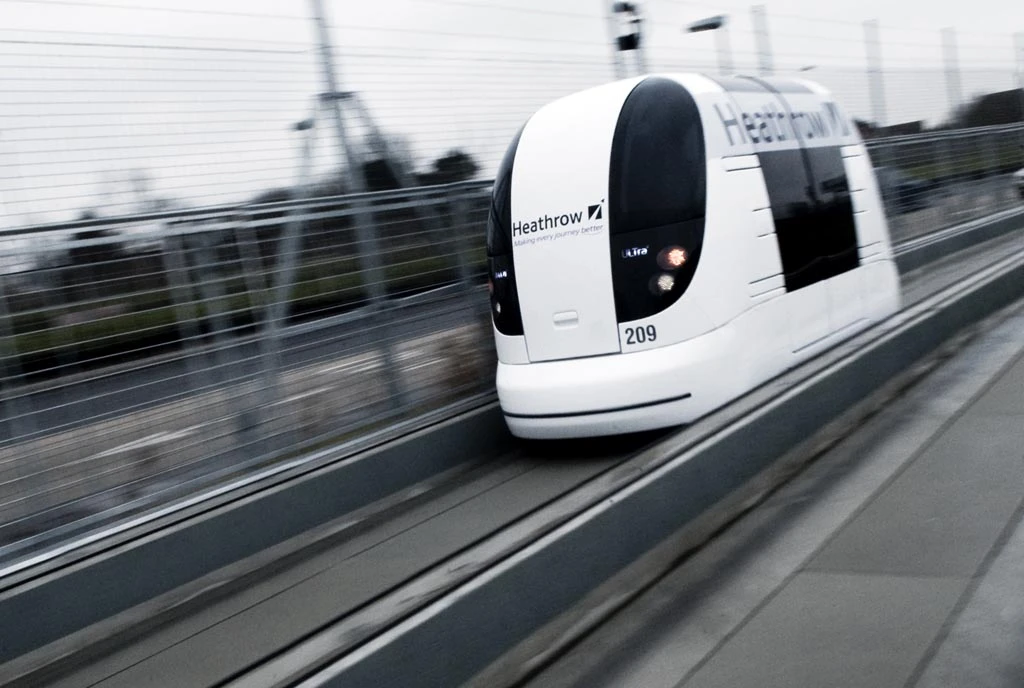 Designed by UK-based company ULTra PRT, the system consists of 22 podcars, operating on 2.4 miles (3.86 km) of track