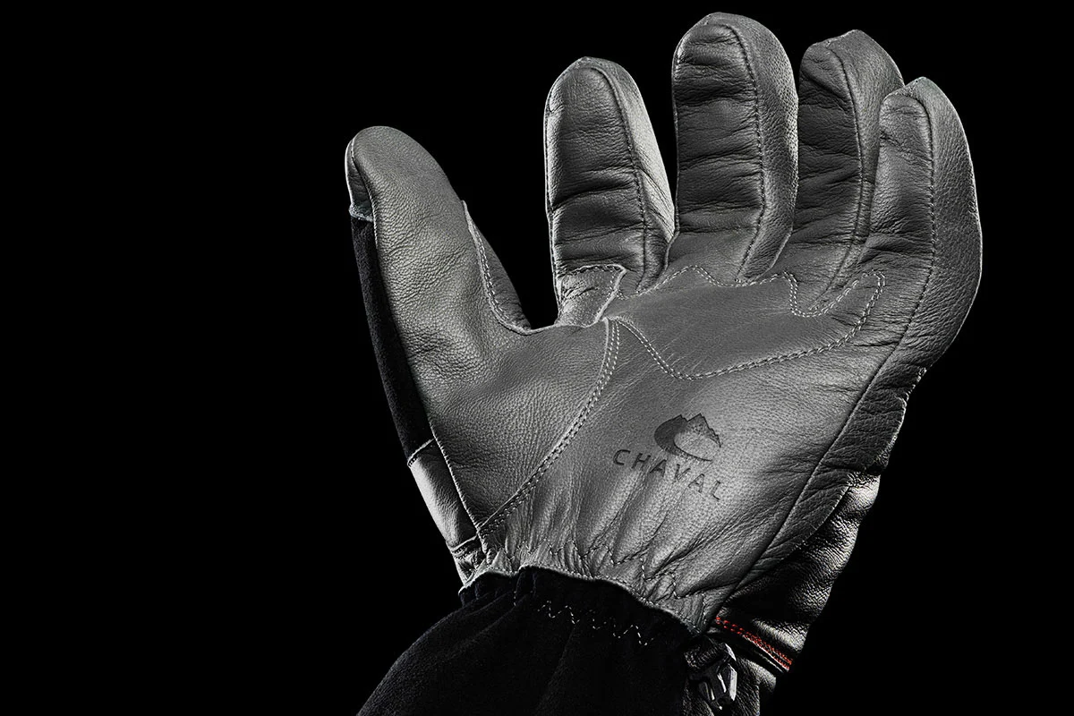 Chaval Response XRT heated glove