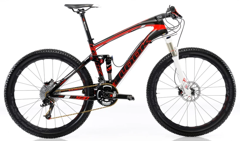 The Look 920 mountain bike features a handlebar stem that is integrated into the top tube, giving the bike a unique appearance