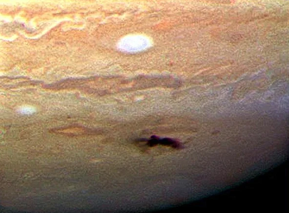 Hubble image of the scar left on Jupiter's surface in July of 2009 by a half-kilometer diameter asteroid colliding with the surface (Photo: NASA)
