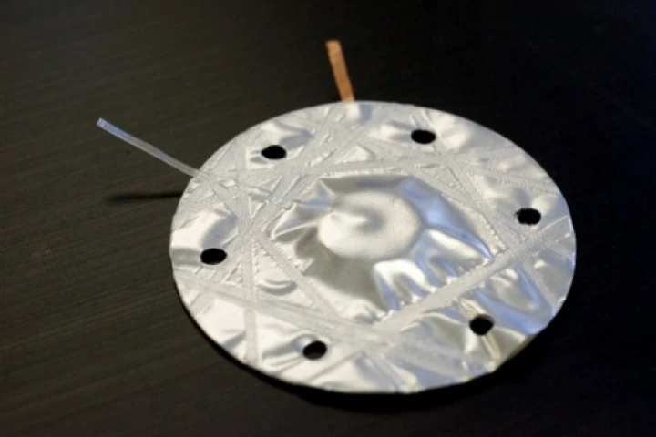 One of the smaller prototypes of the Ceramatec NaSICON solar batteries (Photo: Ceramatec)