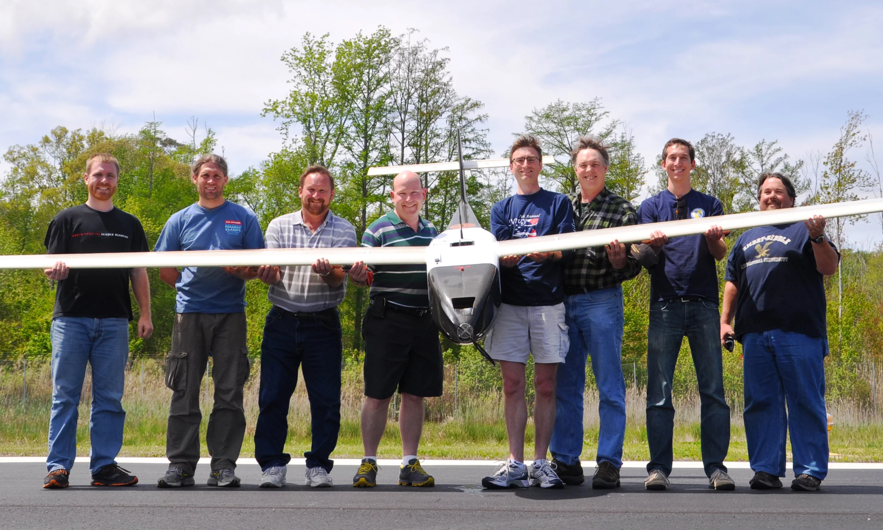 The NRL crew with the Ion Tiger – from left to right: Dan Edwards, Mike Baur, Steve Carruthers, Joe MacKrell, Rick Stroman, Mike Schuette (Sotera Defence), Drew Rodgers and Chris Bovais