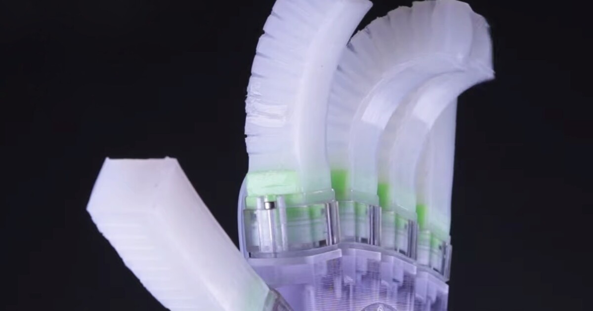 Ketchup bottles encourage new methodology of shifting soft-bodied robots Ketchup bottles encourage new methodology of shifting soft-bodied robots