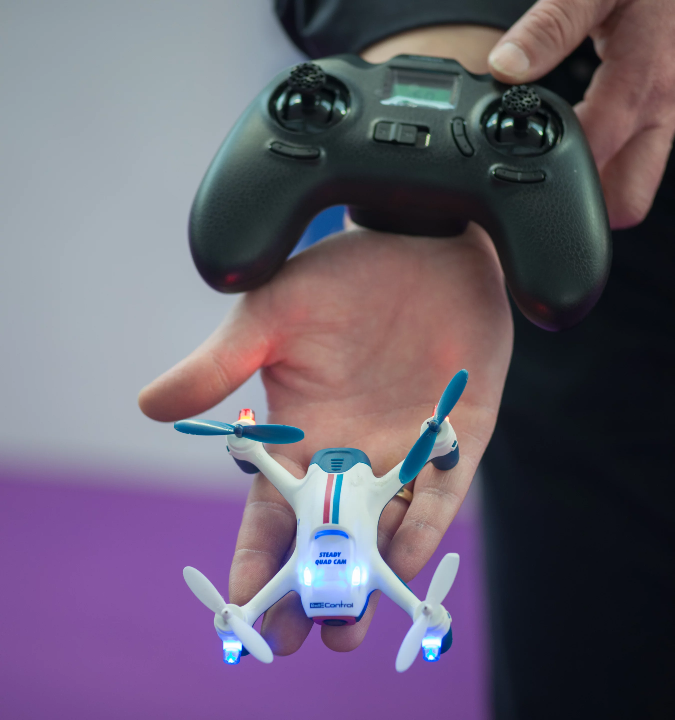 The Revell Quadrocopter Steady Quad Cam comes with a 4-channel remote control and can run for seven minutes on a full charge