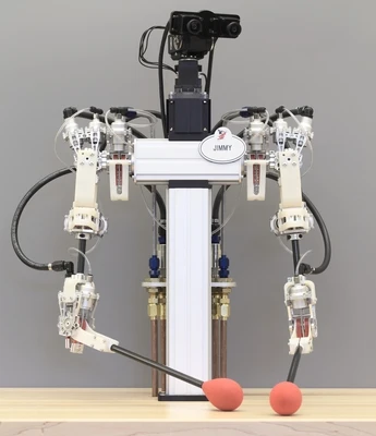 The hybrid robot uses a system of hydraulic and pnuematic lines