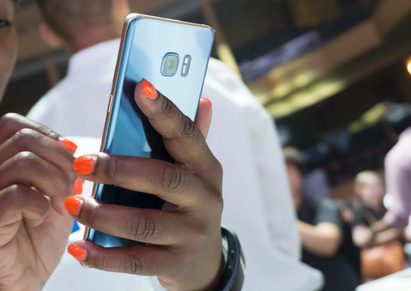 The curved glass is a bit different than it is on the Galaxy S edge series, here giving the edge of the phone a rounded, all-glass feel