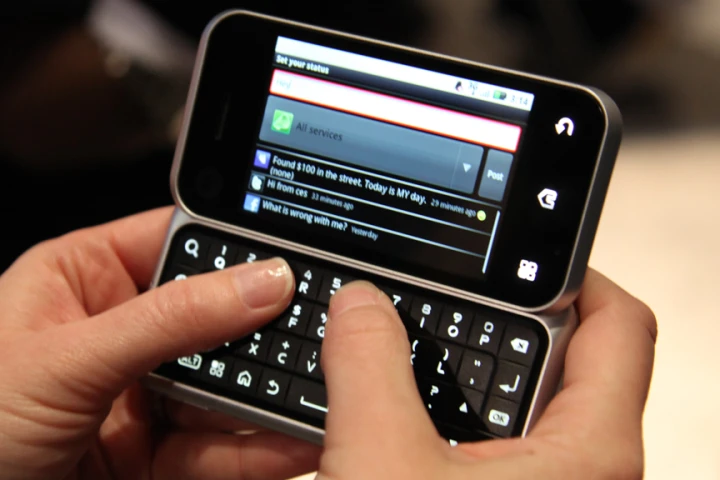 Motorola's latest Android phone, the Backflip