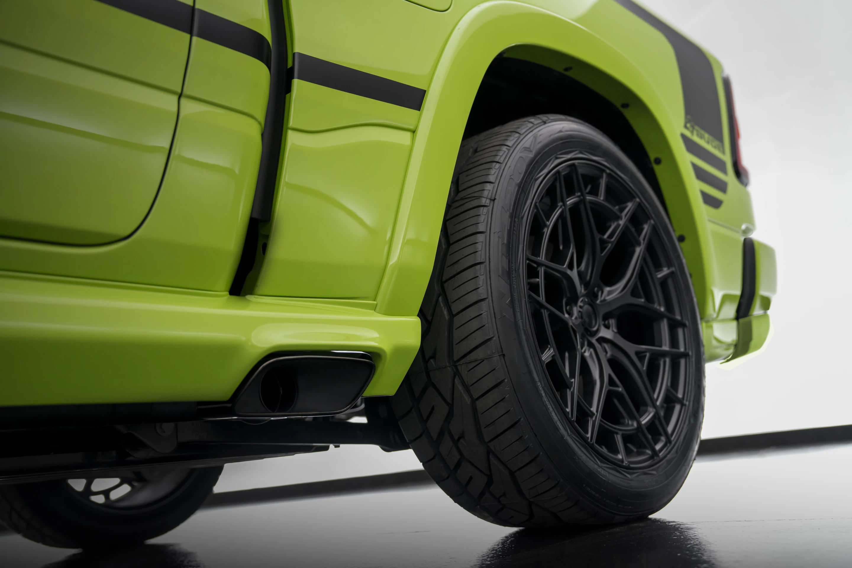 The Ram 1500-based The Dude Ram Concept has side-venting exhaust like the street rods of old