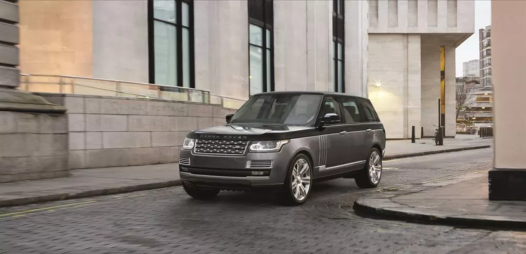 The Range Rover SVAutobiogaphy débuts at the 2015 New York International Auto Show