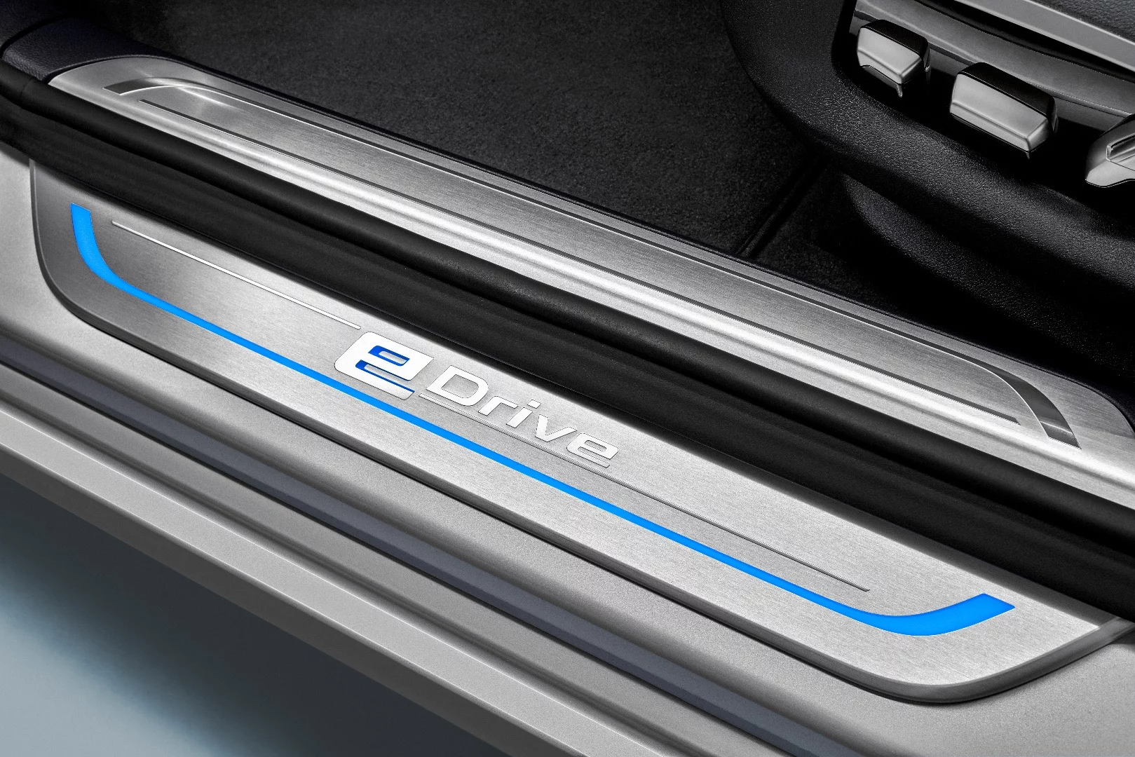 The eDrive logo also appears on the kick plates