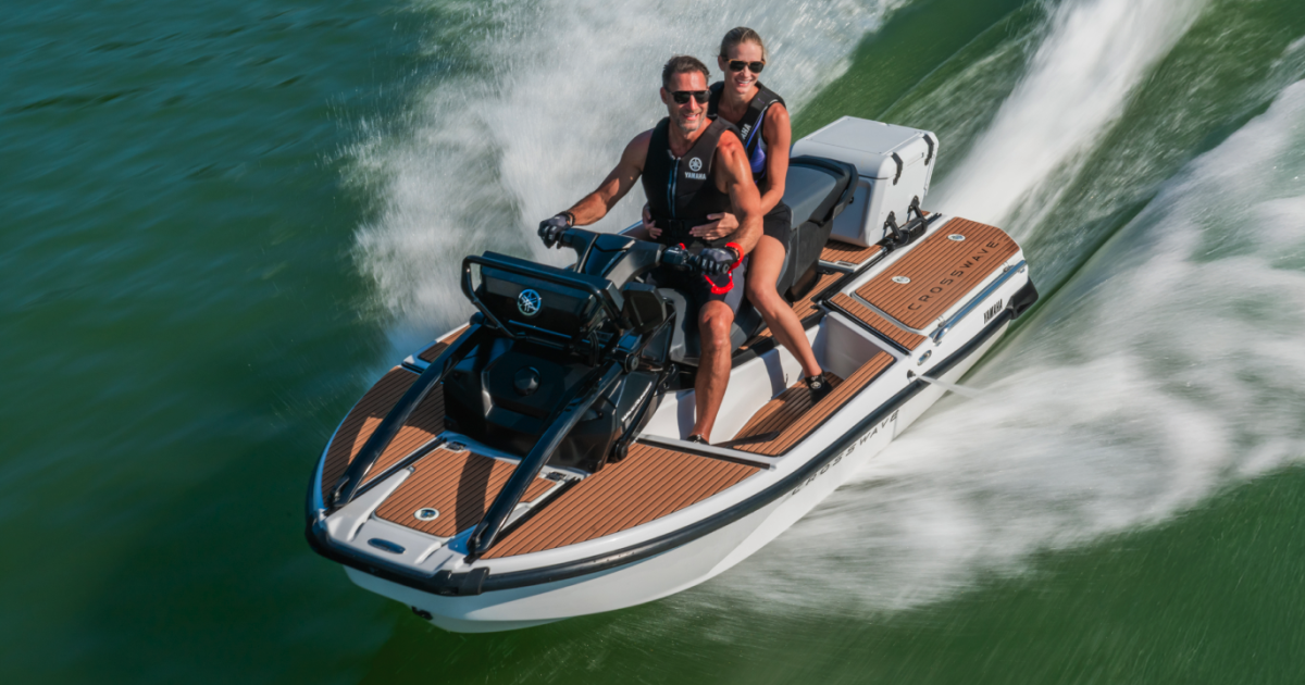 Yamaha CrossWave WaveRunner PWC adventure jet boat Yamaha CrossWave WaveRunner PWC adventure jet boat