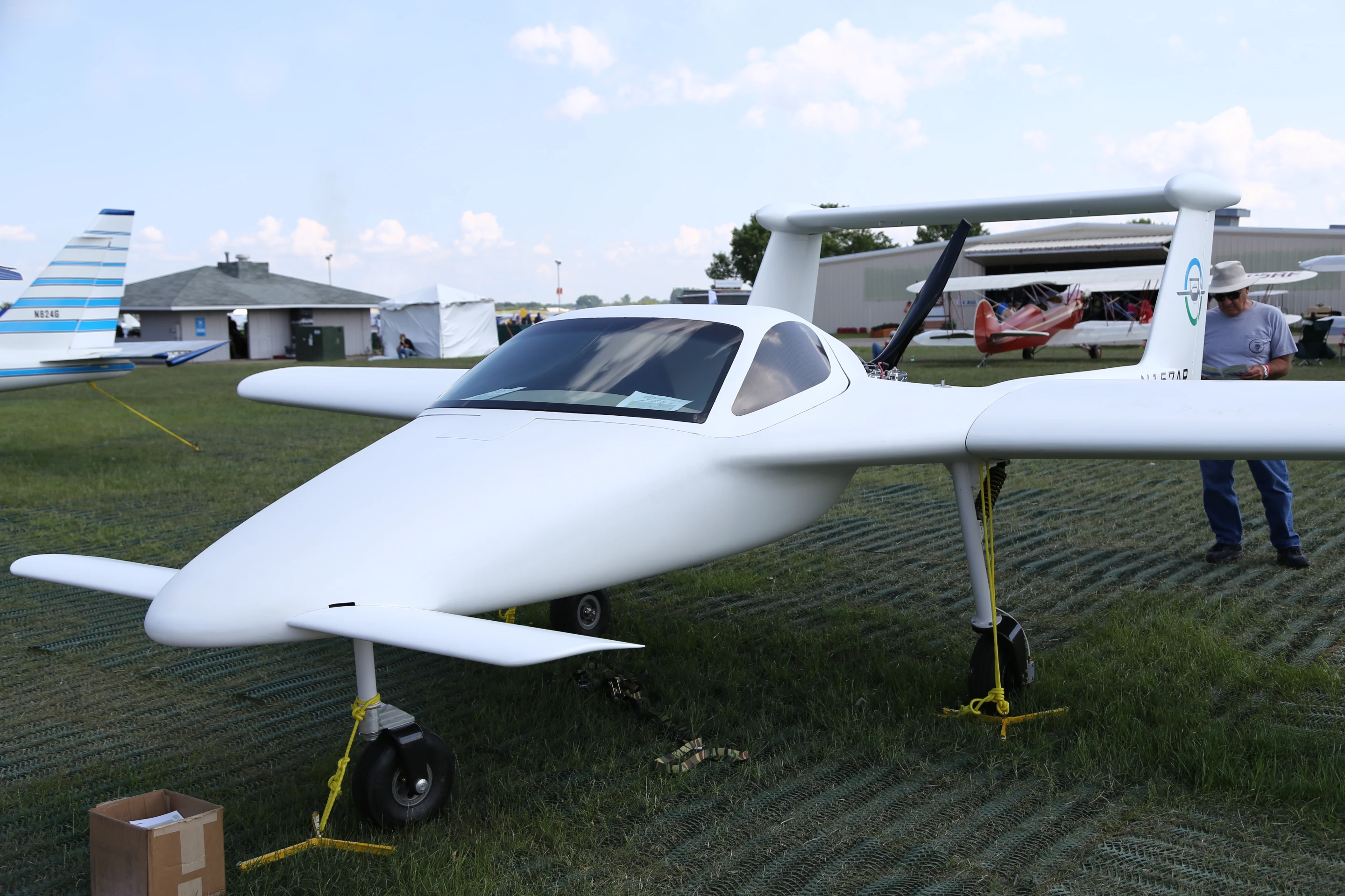 The Innovator features a blended-wing design, push engine configuration with space for two (Photo: Angus MacKenzie/Gizmag.com)